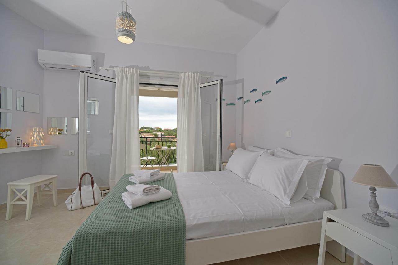 Giorgos & Maria Villas Agios Matthaios  Luaran gambar